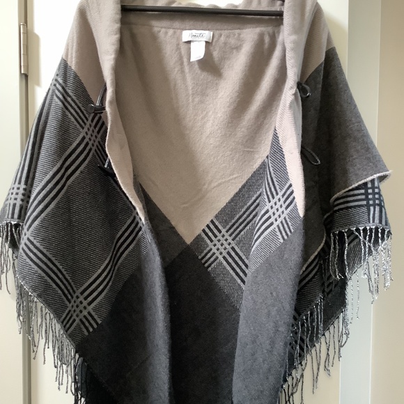 Women’s plaid with leather, cape/sweater. - Picture 2 of 5